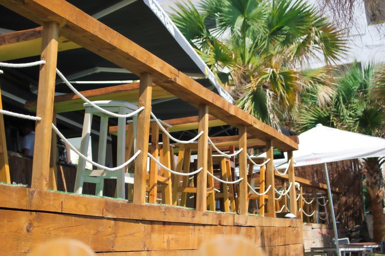 Hotel Patricia Torreguadiaro Exterior foto