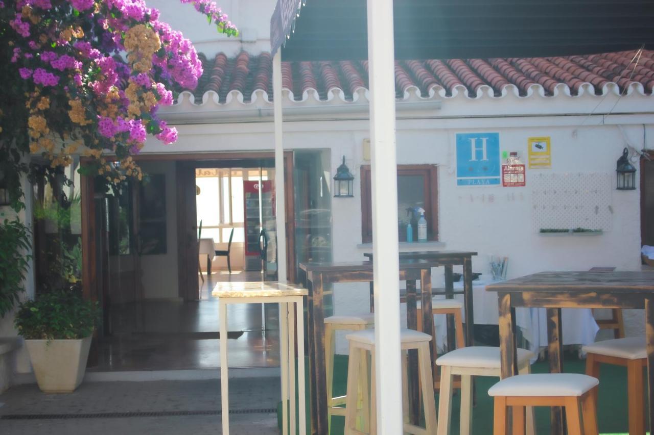 Hotel Patricia Torreguadiaro Exterior foto