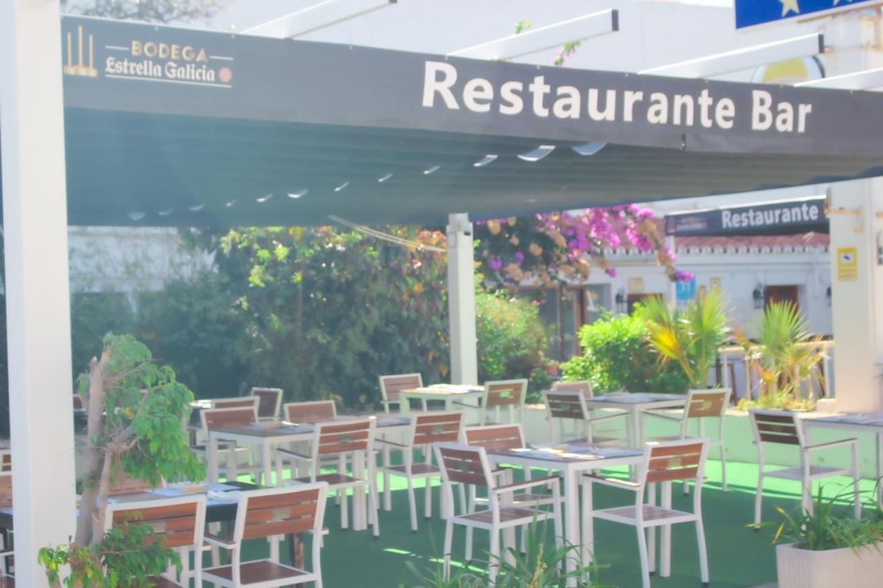Hotel Patricia Torreguadiaro Exterior foto